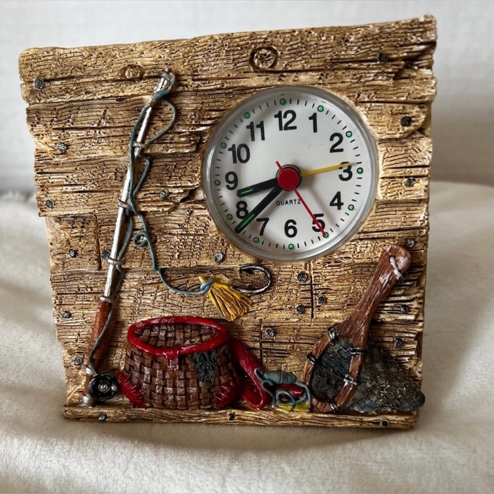 Fishing Clock Ceramic Runs on AA Battery
